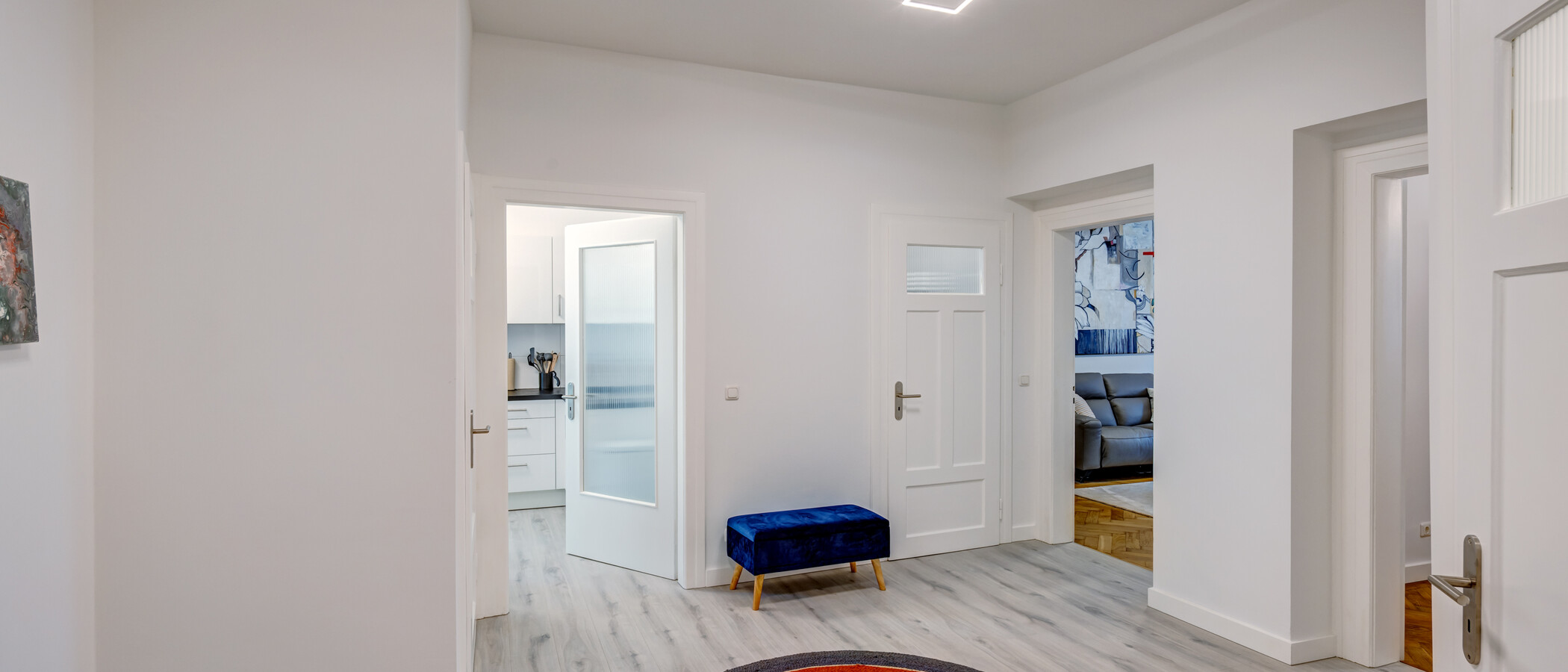 квартира München Westend 01 коридор 14613