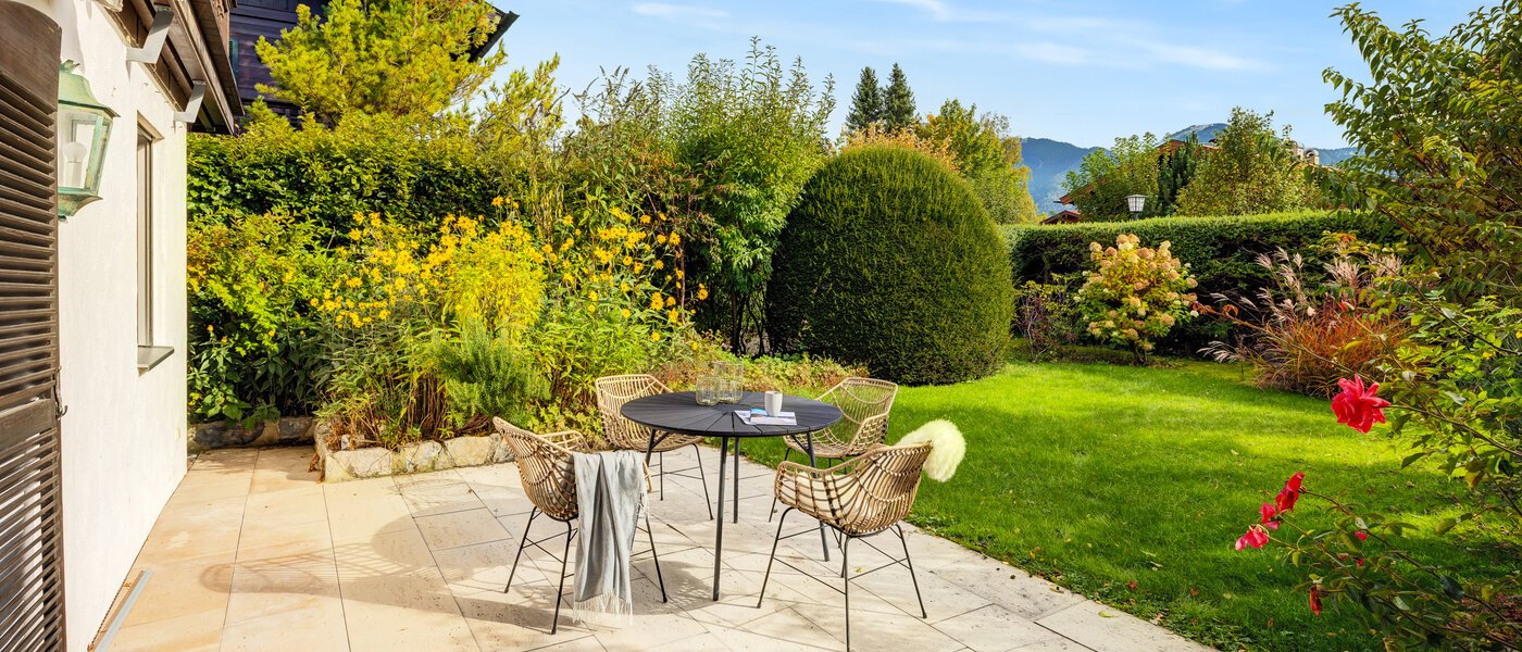 Половина двухквартирного жилого дома Rottach-Egern 01 1. Terrasse 14616