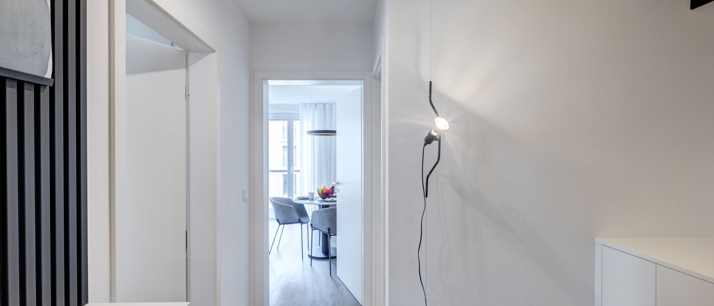 квартира München Schwanthalerhöhe 04 коридор 14628