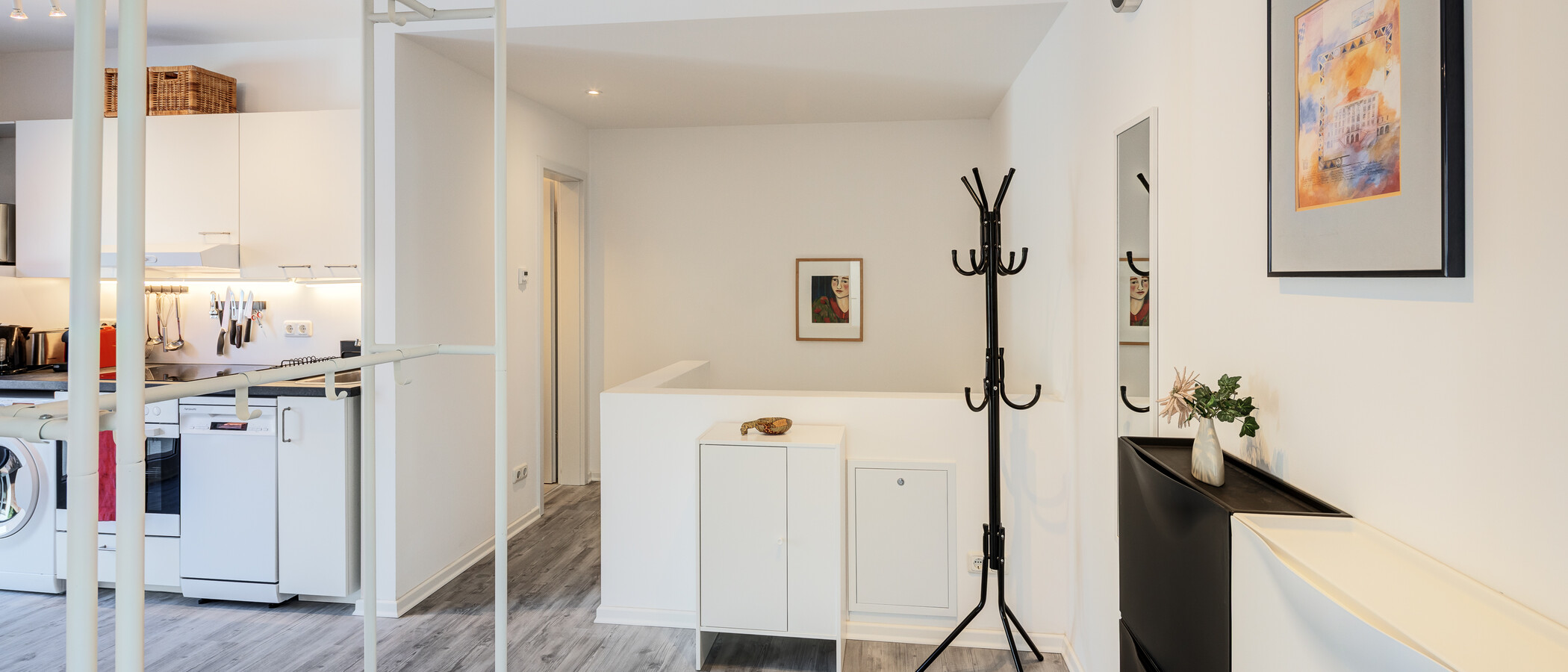 двухэтажная квартира München Sendling-Westpark 02 коридор 14630