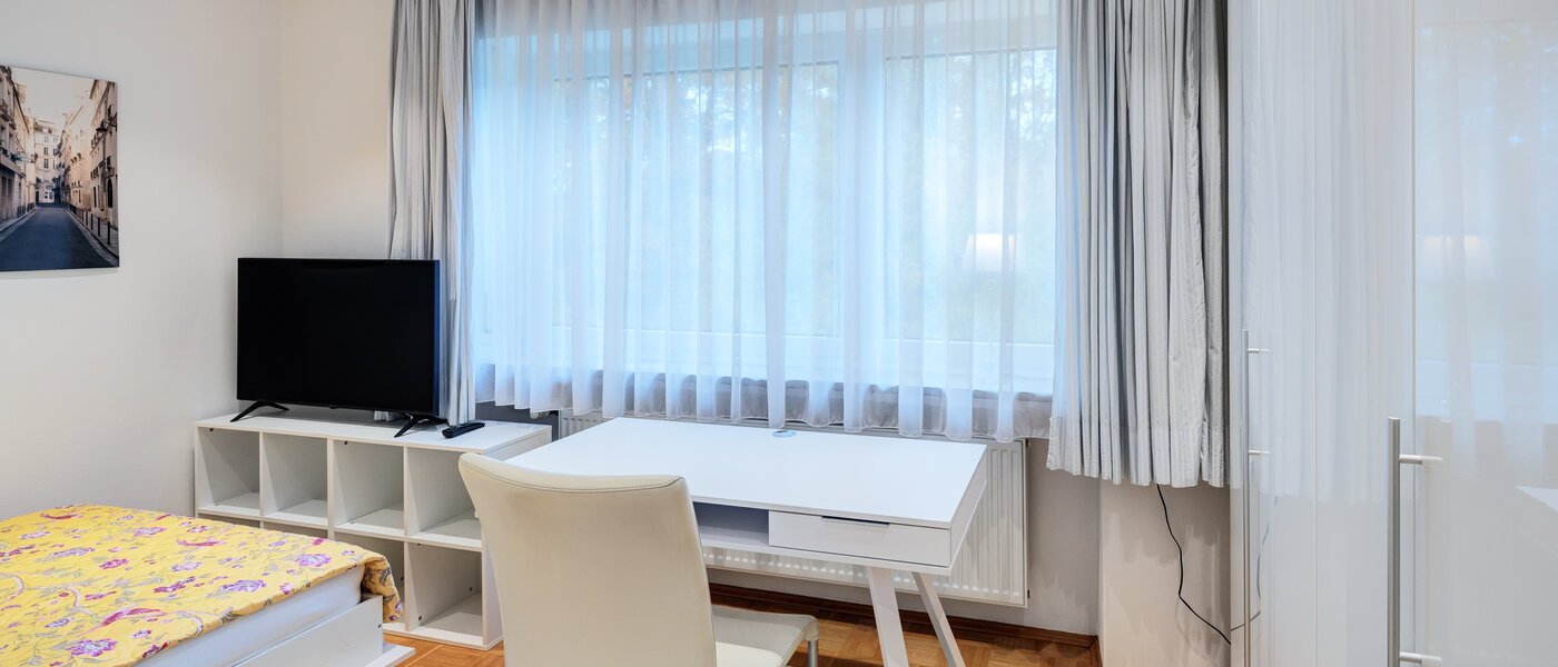 квартира Grünwald 03 2-я спальная комната 14631