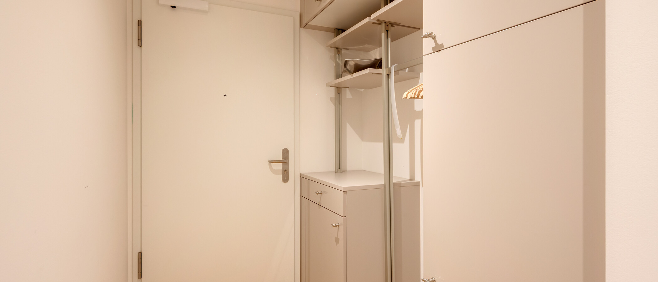 квартира München Maxvorstadt 01 коридор 14633