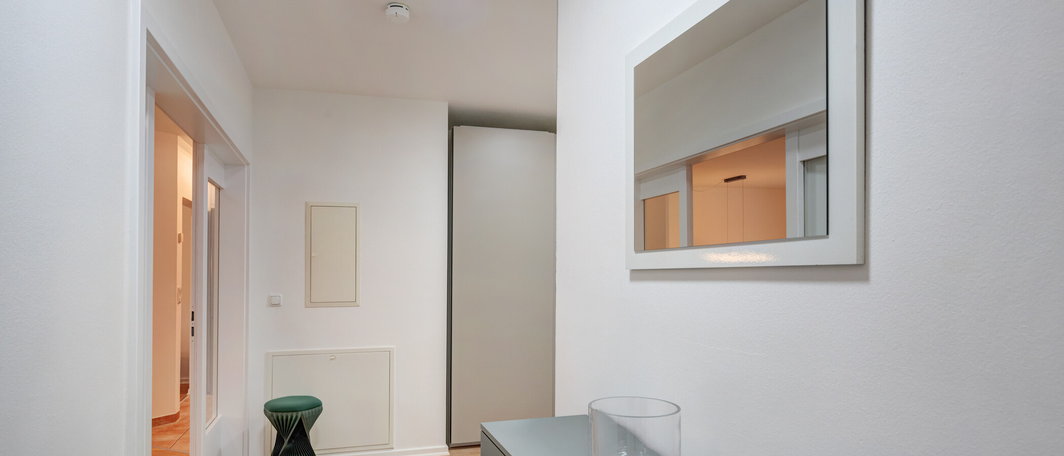 квартира с садом München Denning 02 коридор 14634