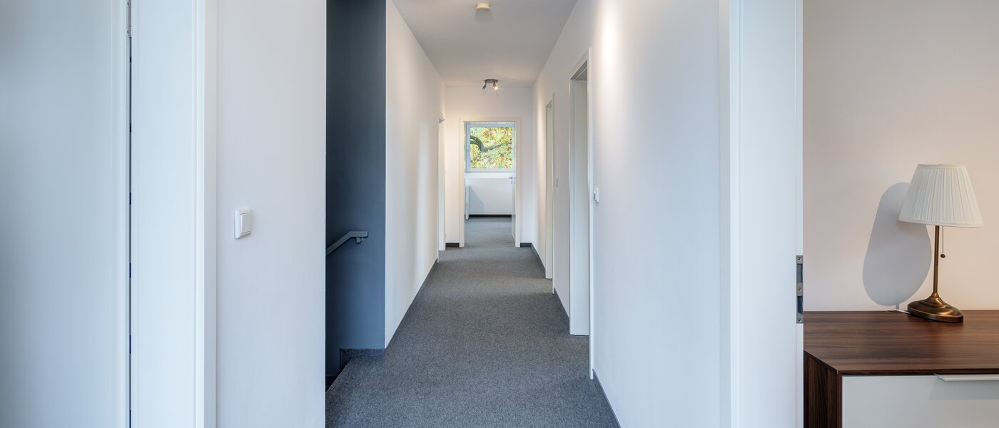 дом Vaterstetten 08 коридор 14635