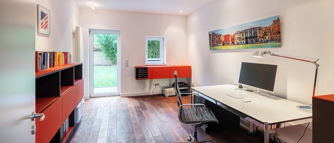 дом Vaterstetten 01 рабочий кабинет 14635