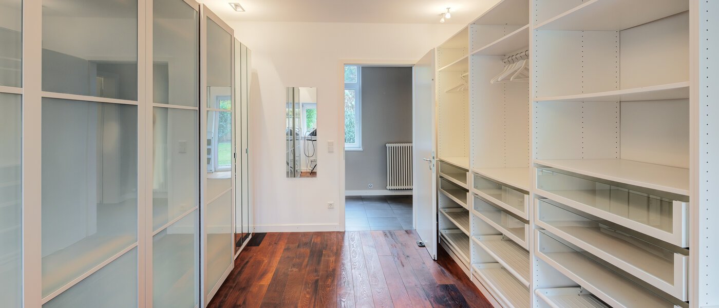 дом Vaterstetten 04 Гардеробная 14635