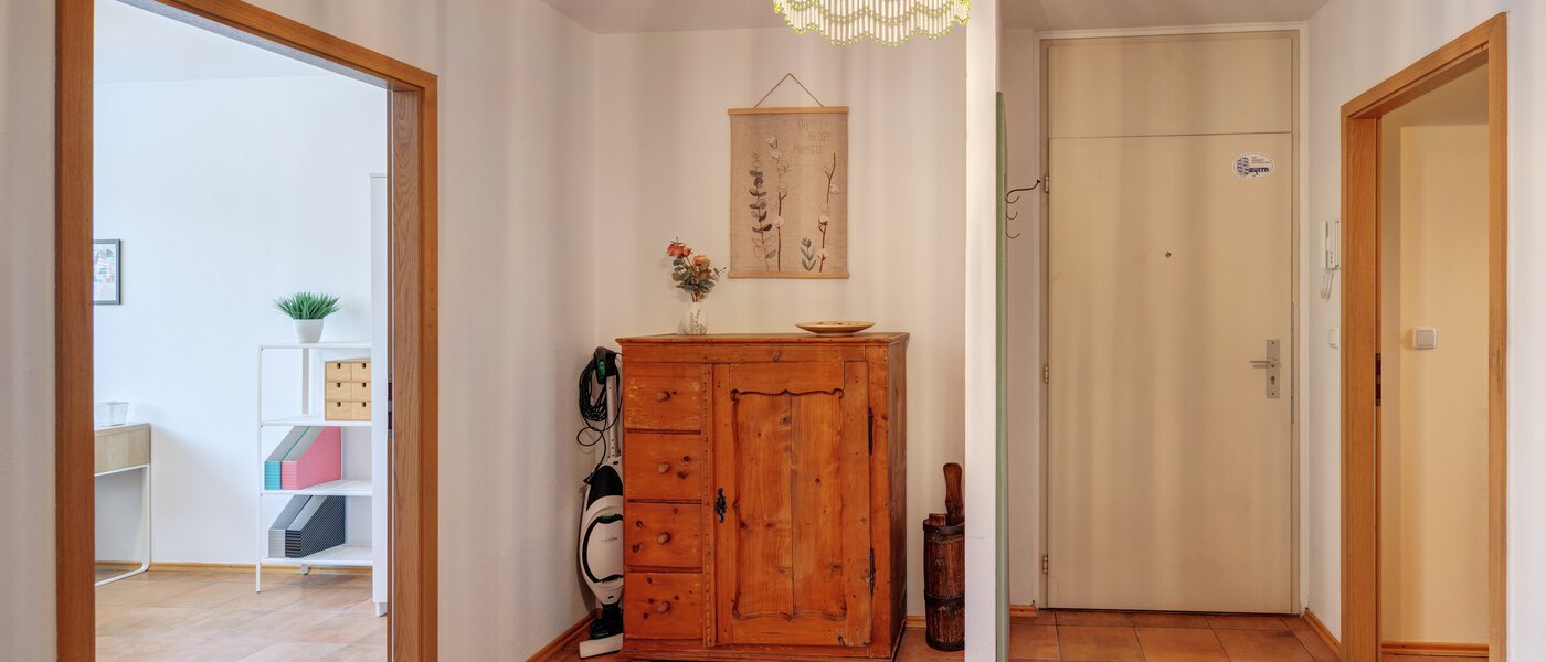 квартира München Bogenhausen 02 коридор 14639