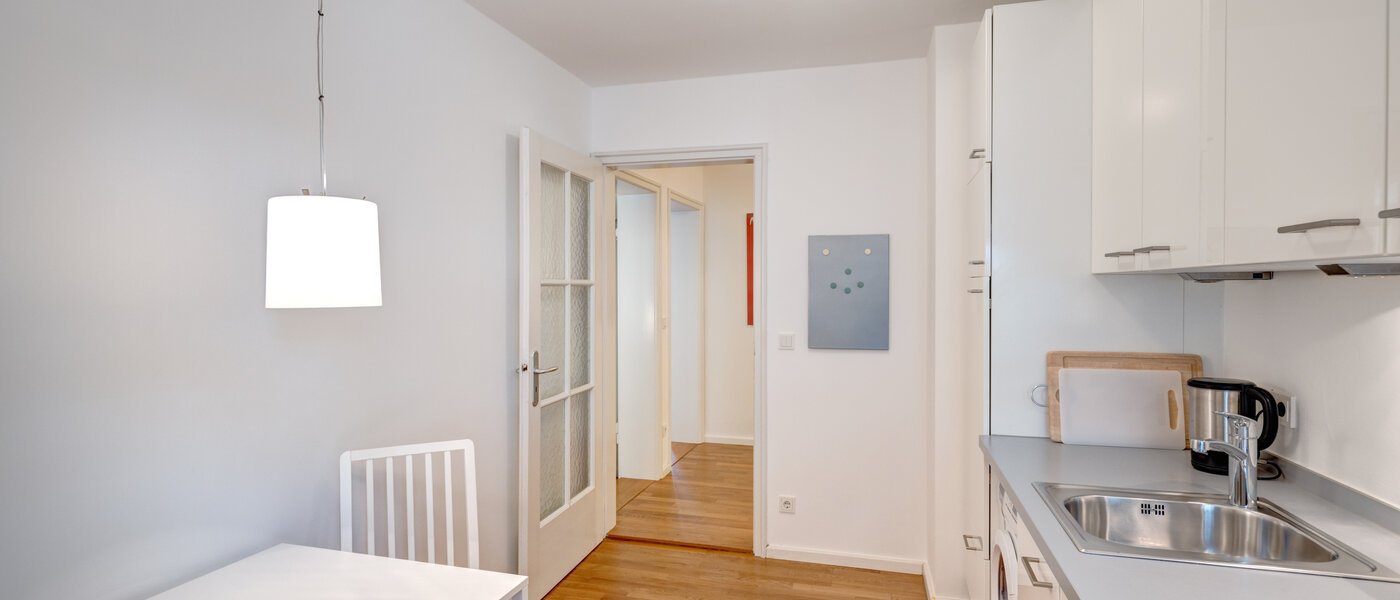 квартира München Schwabing-West 03 кухня 14646