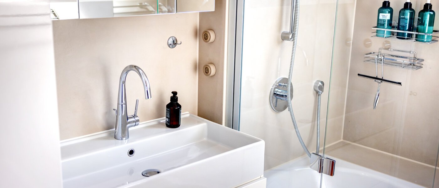 мансардная квартира München Haidhausen 02 ванная комната 14648