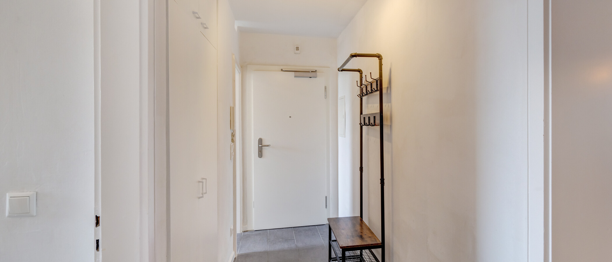 мансардная квартира München Untergiesing 01 коридор 14653