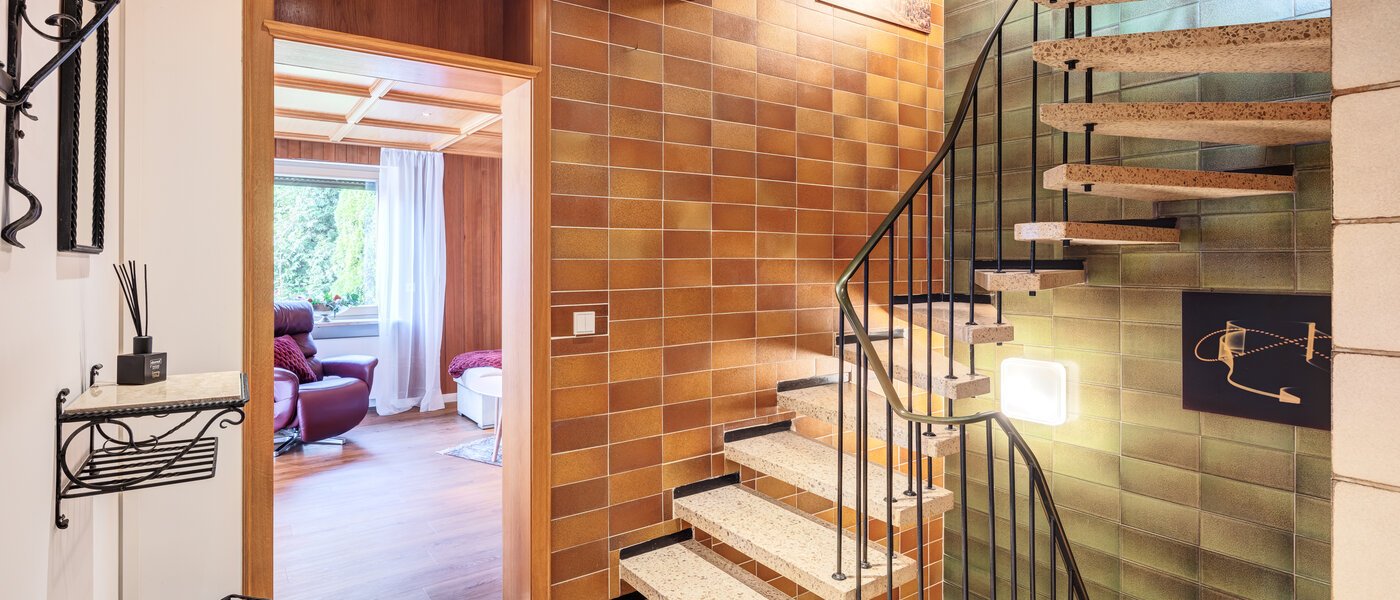 Половина двухквартирного жилого дома München Lochhausen 06 коридор 14662