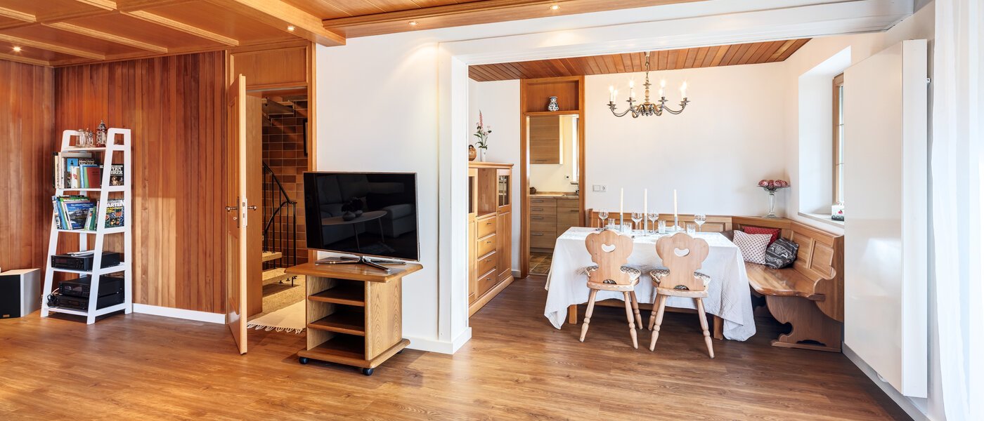 Половина двухквартирного жилого дома München Lochhausen 03 жилое пространство 14662