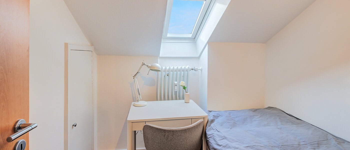 мансардная квартира Dachau 01 2-я спальная комната 14669