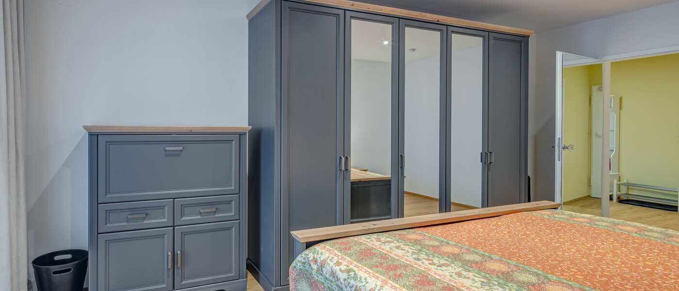 квартира München Bogenhausen 02 спальная комната 14675