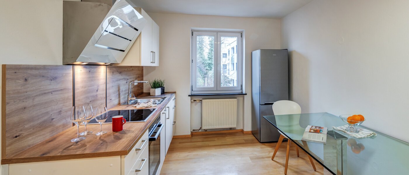 двухэтажная квартира München Cosimapark 02 кухня 14688