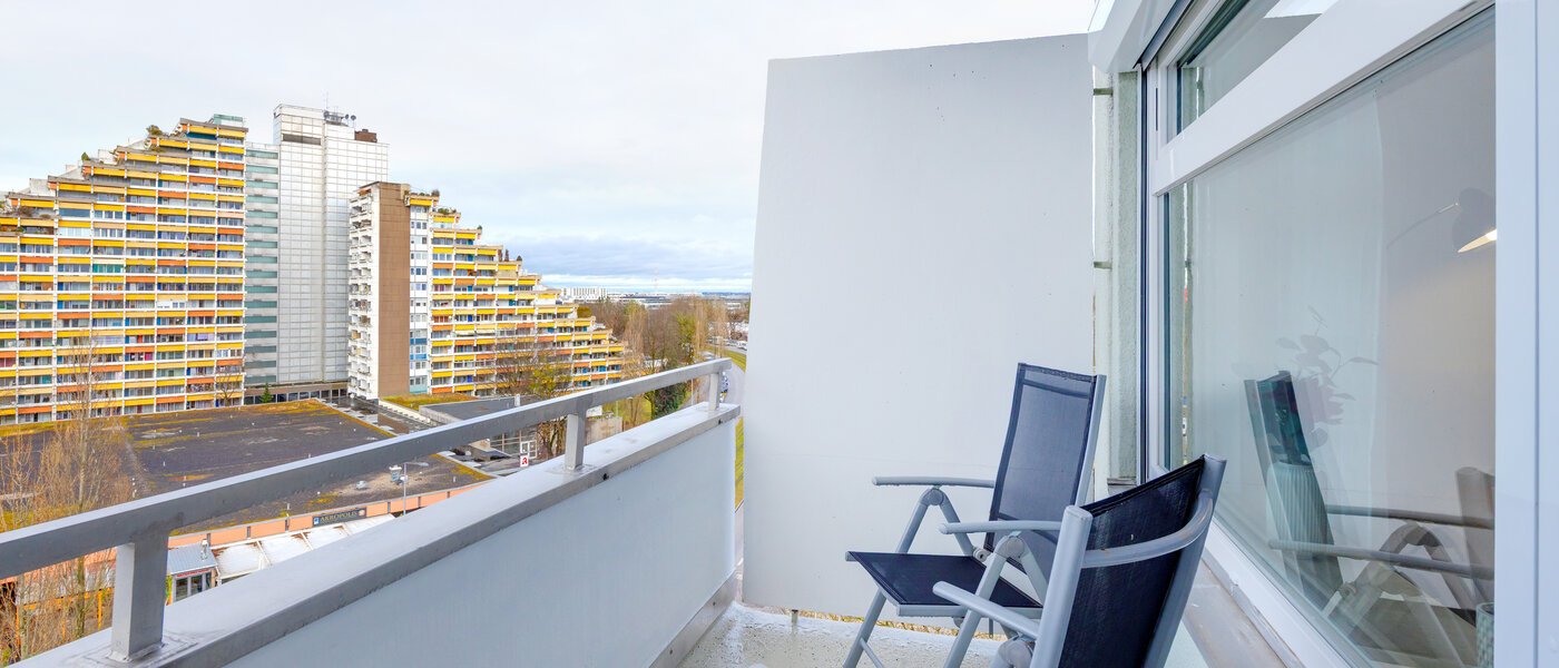 квартира München Oberföhring 01 балкон 14689