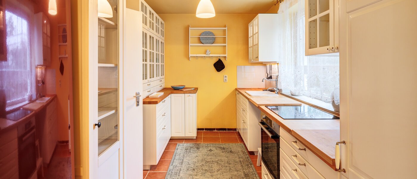 таунхаус Unterhaching 01 кухня 14690