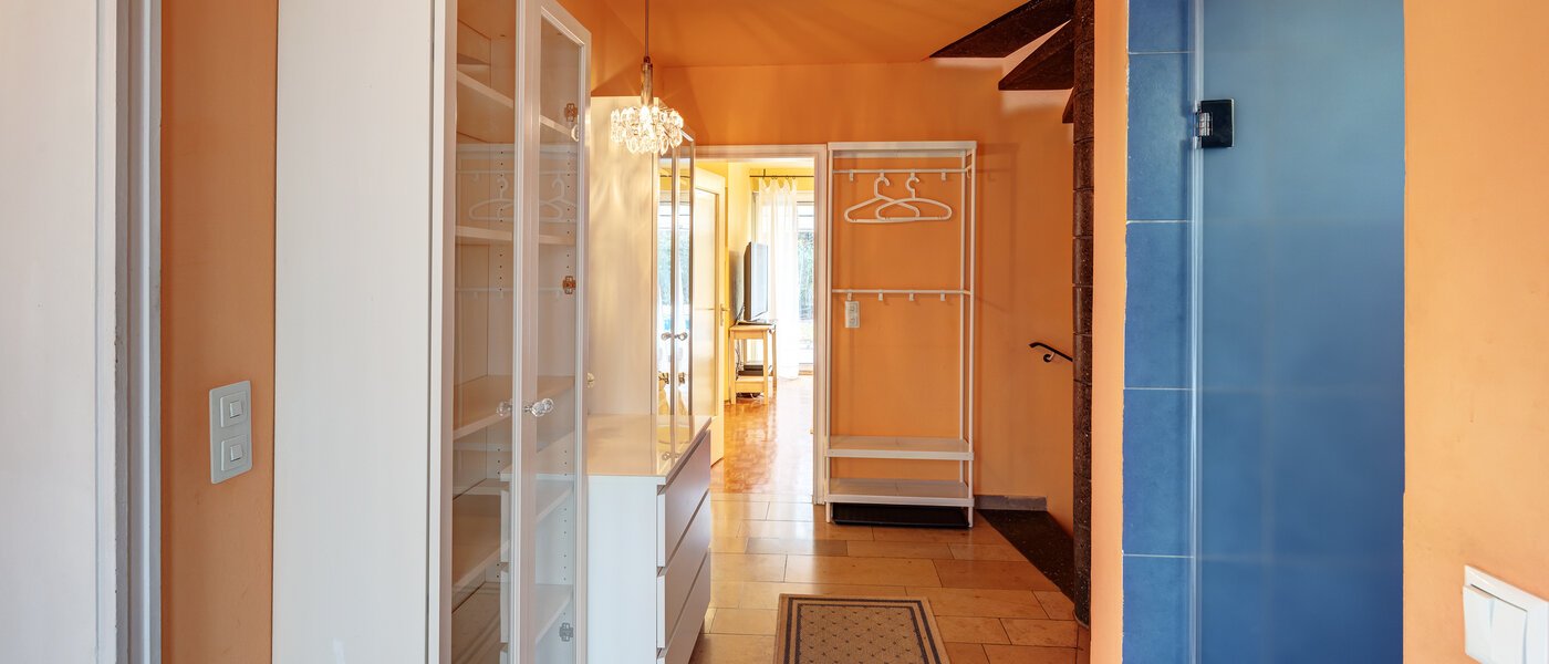 таунхаус Unterhaching 02 коридор 14690