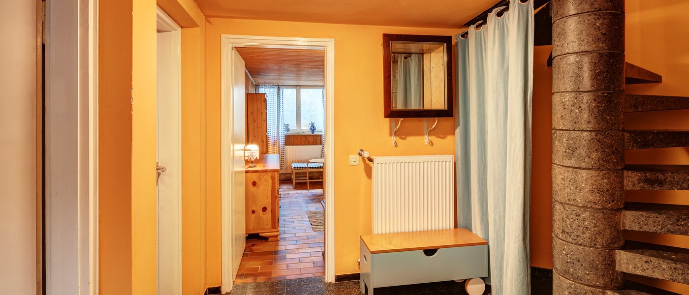 таунхаус Unterhaching 06 коридор 14690