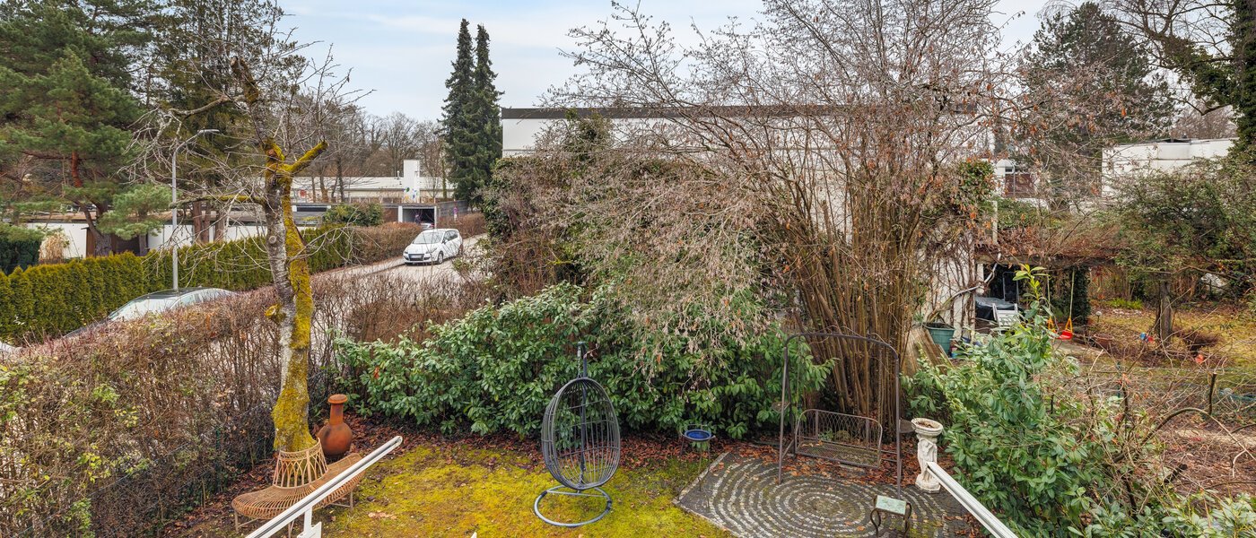 таунхаус Unterhaching 01 вид из окна 14690