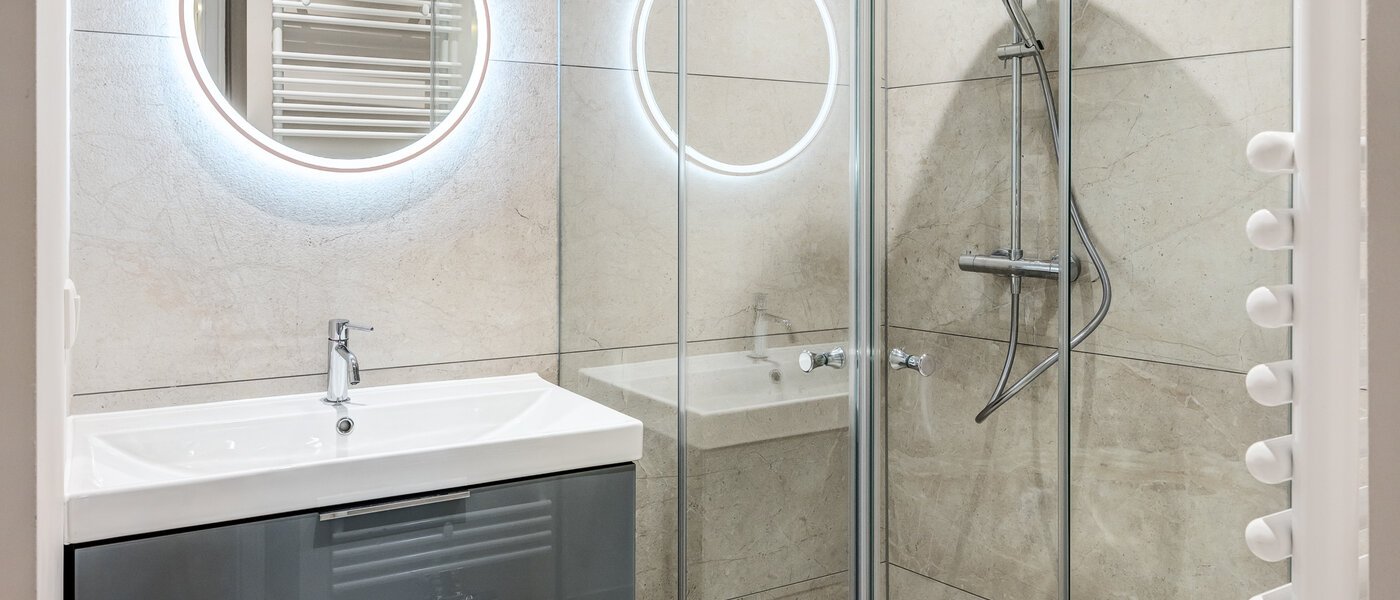 квартира München Maxvorstadt - Universitätsviertel 01 ванная комната 14693