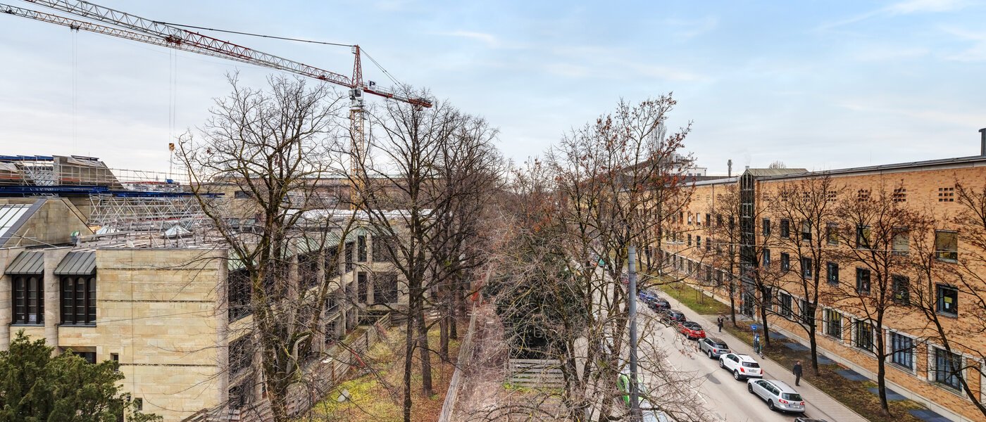 квартира München Maxvorstadt - Universitätsviertel 01 вид из окна 14693