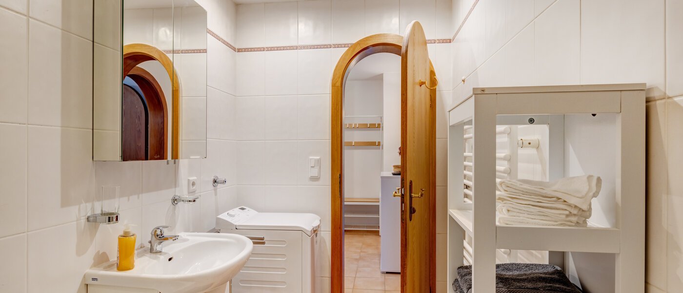 мансардная квартира München Nymphenburg 02 ванная комната 14694