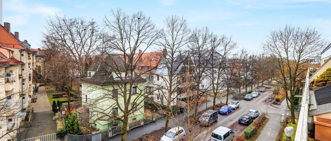 мансардная квартира München Nymphenburg 03 вид из окна 14694