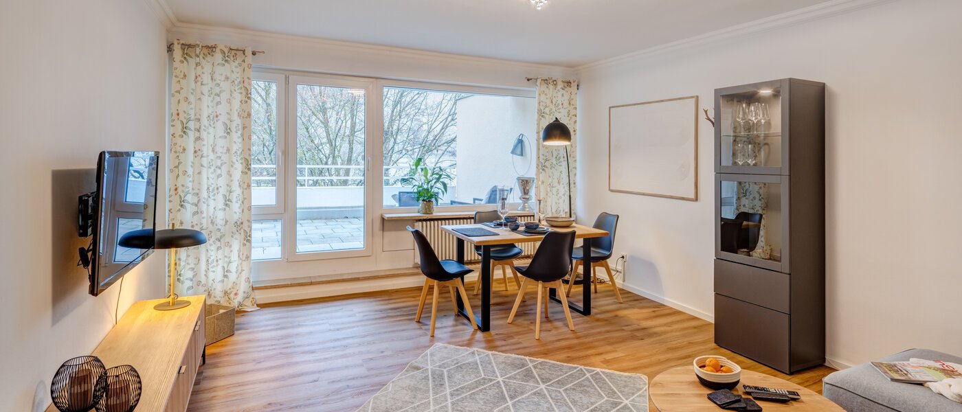 мансардная квартира München Nymphenburg 01 гостиная 14694