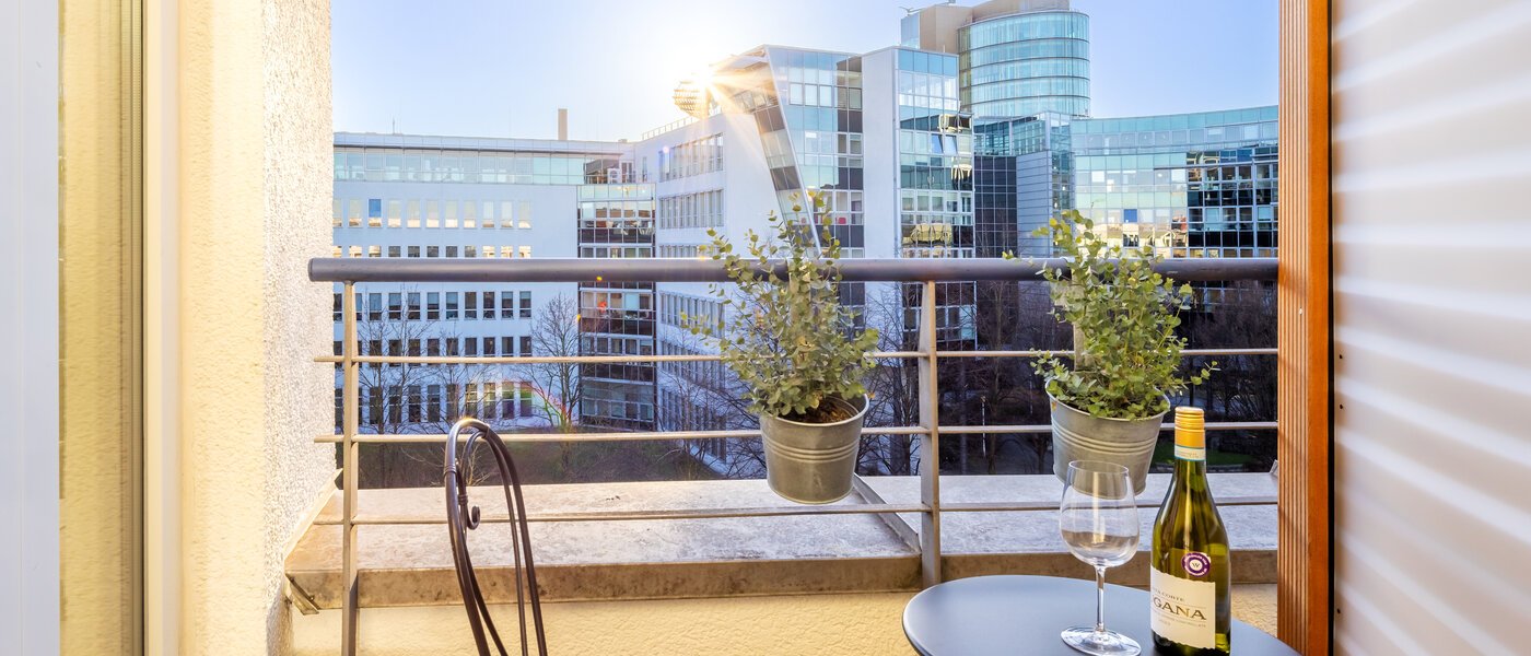 мансардная квартира München Neuhausen 02 балкон 14695