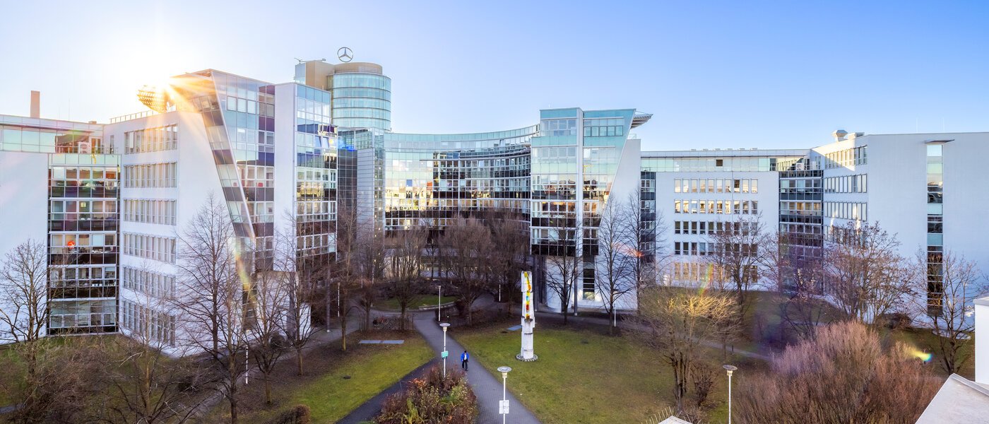 мансардная квартира München Neuhausen 02 вид из окна 14695