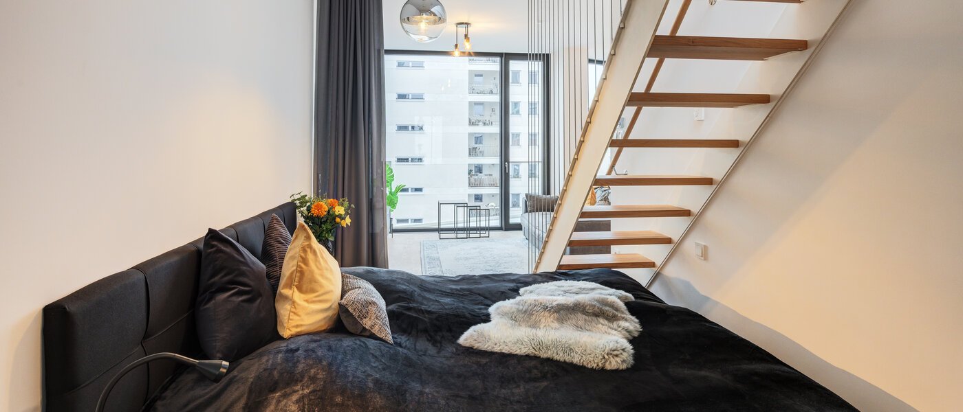 мансардная квартира München Neuhausen 01 зона для сна 14699