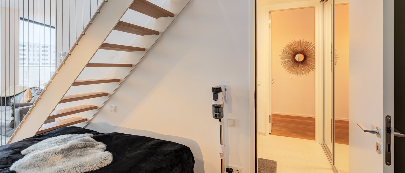 мансардная квартира München Neuhausen 03 зона для сна 14699