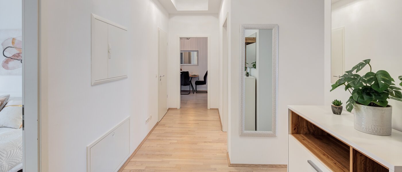 квартира München Milbertshofen 01 коридор 14703