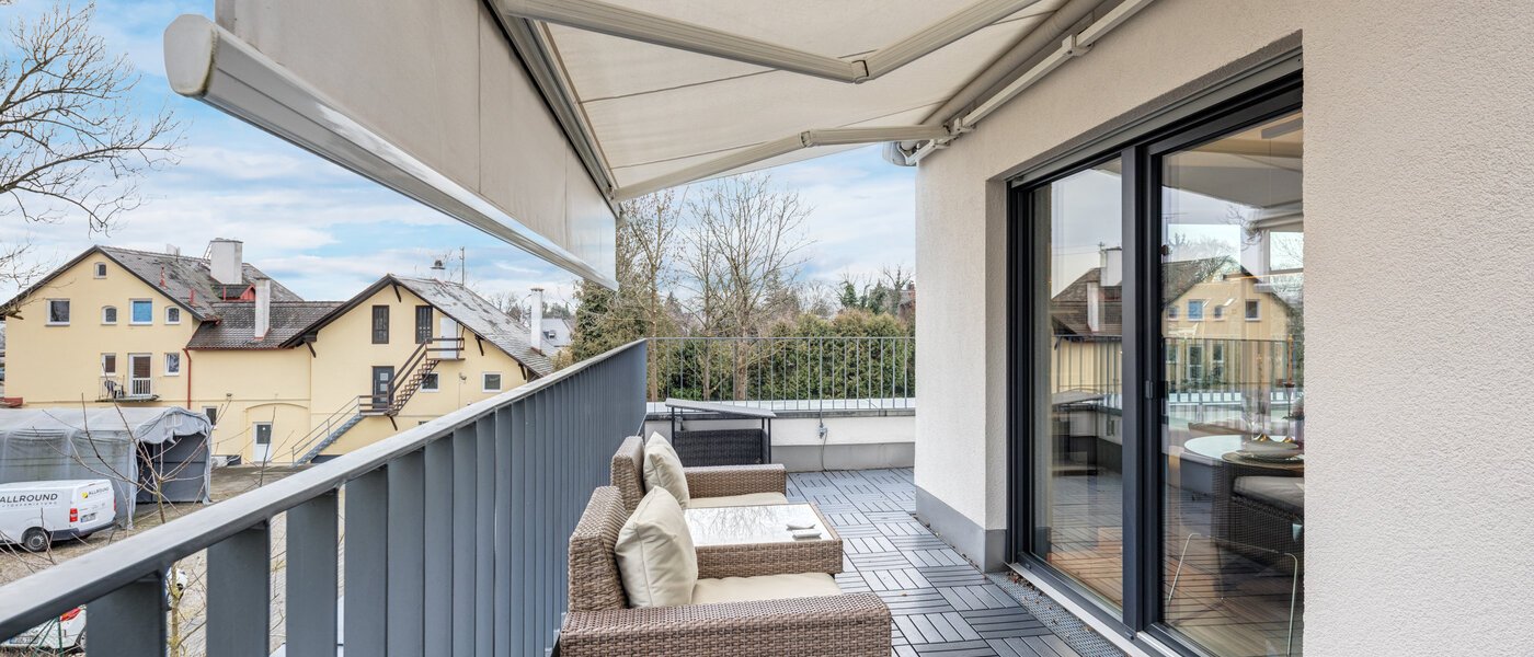 квартира-пентхаус München Trudering 02 терраса с крышей 14707