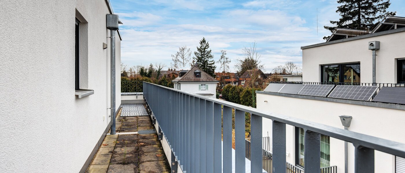 квартира-пентхаус München Trudering 06 терраса с крышей 14707