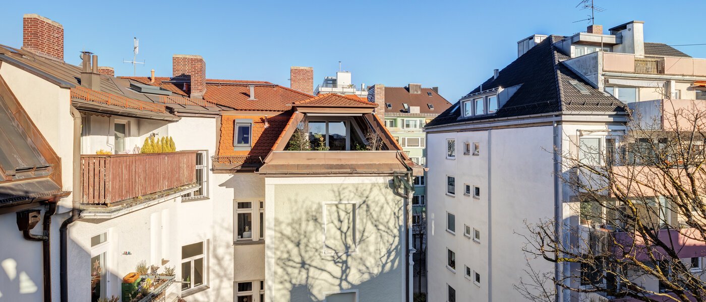 мансардная квартира München Neuhausen 02 вид из окна 14709