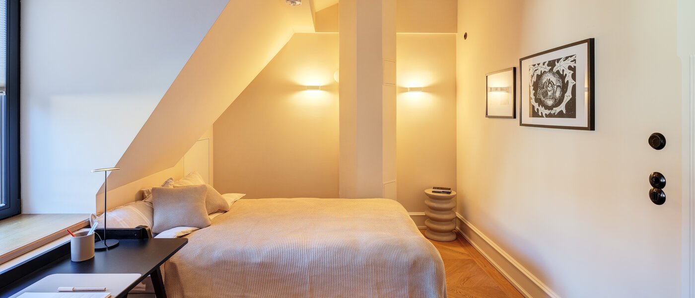 мансардная квартира München Neuhausen 04 2-я спальная комната 14709