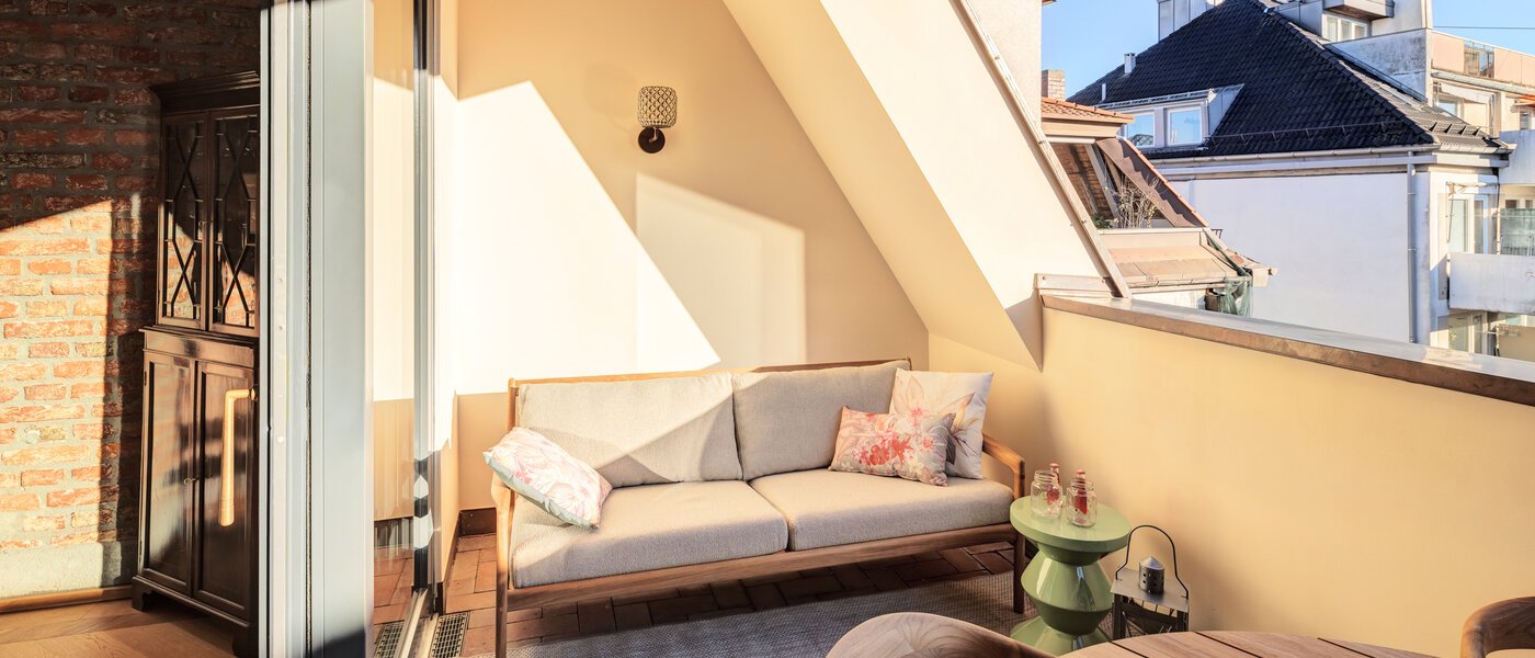 мансардная квартира München Neuhausen 02 терраса с крышей 14709