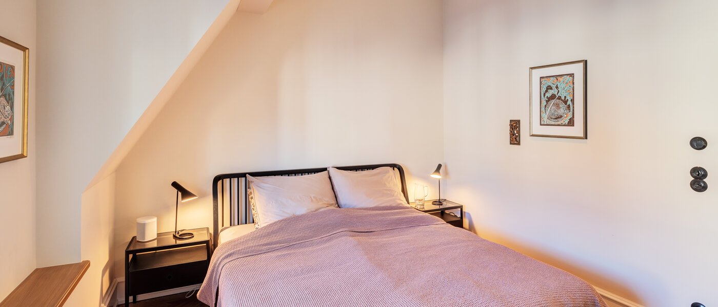 мансардная квартира München Neuhausen 02 1-я спальная комната 14709