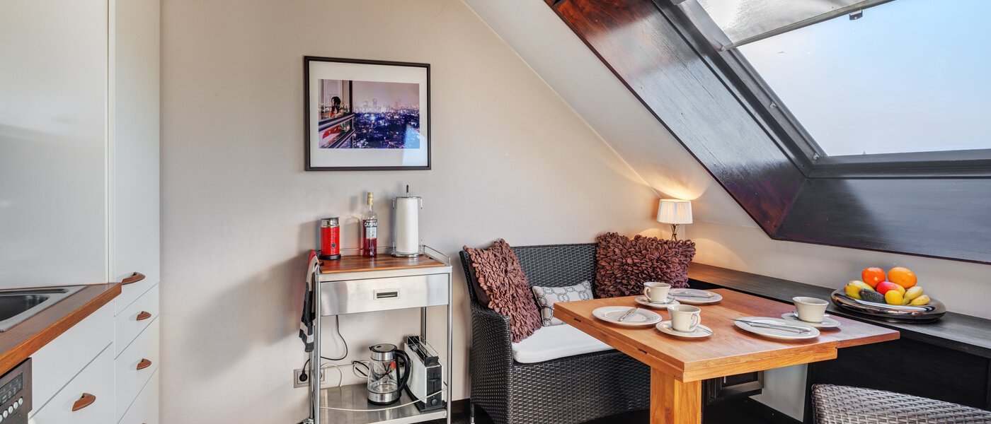 двухэтажная квартира München Maxvorstadt 02 кухня 14710