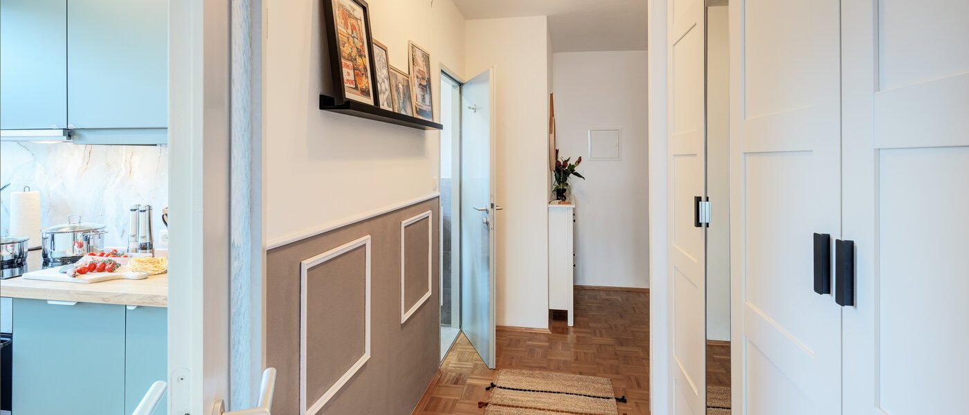 квартира München Obermenzing 01 коридор 14712