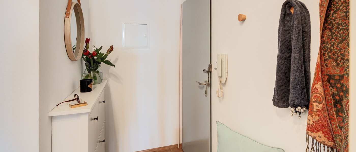 квартира München Obermenzing 02 коридор 14712