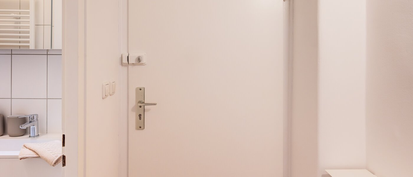 квартира München Schwanthalerhöhe 01 коридор 14714