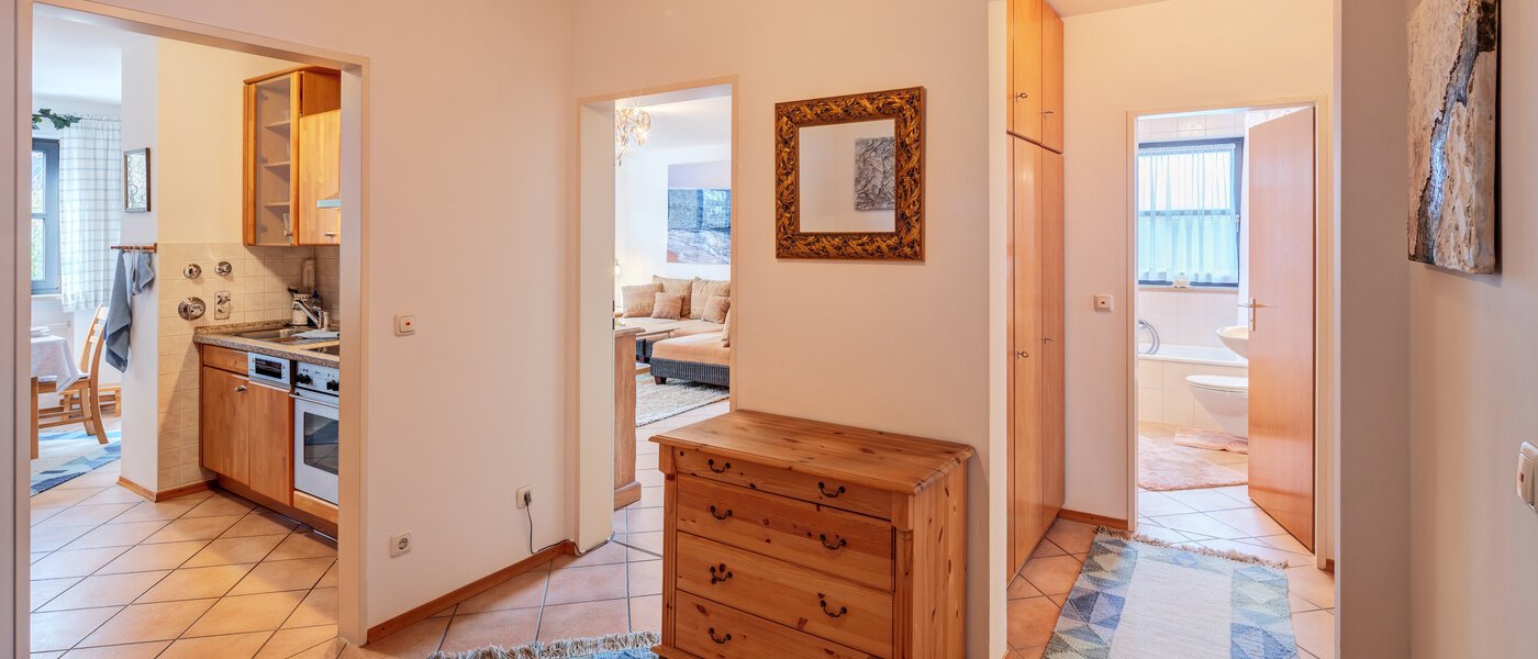 квартира München Forstenried 01 коридор 14715