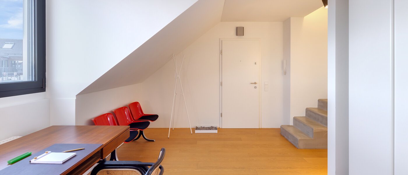 двухэтажная квартира München Glockenbachviertel 03 коридор 14717