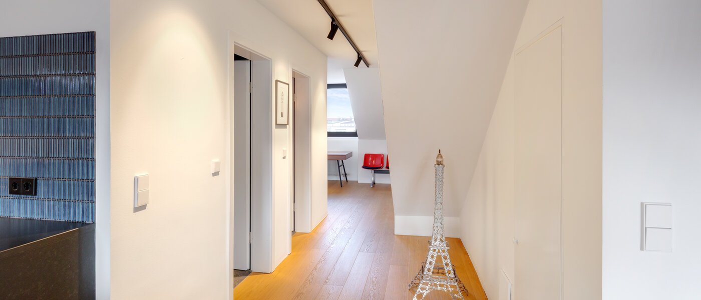 двухэтажная квартира München Glockenbachviertel 05 коридор 14717