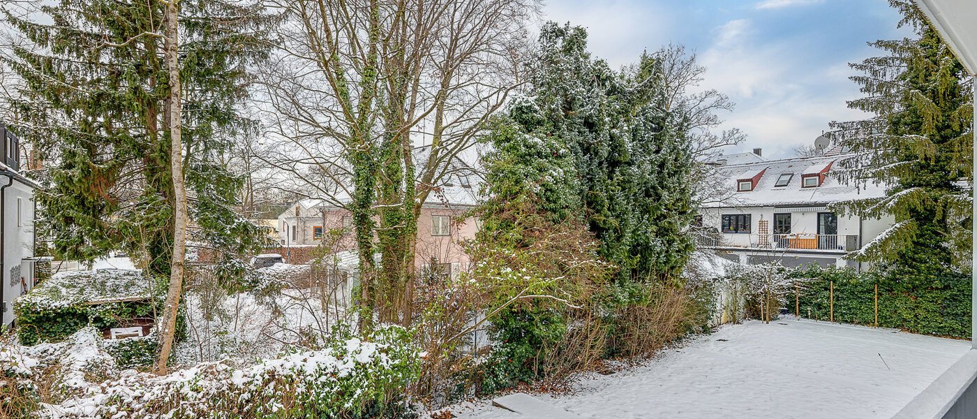 квартира München Schwabing (links der Leopoldstraße) 02 вид из окна 14718