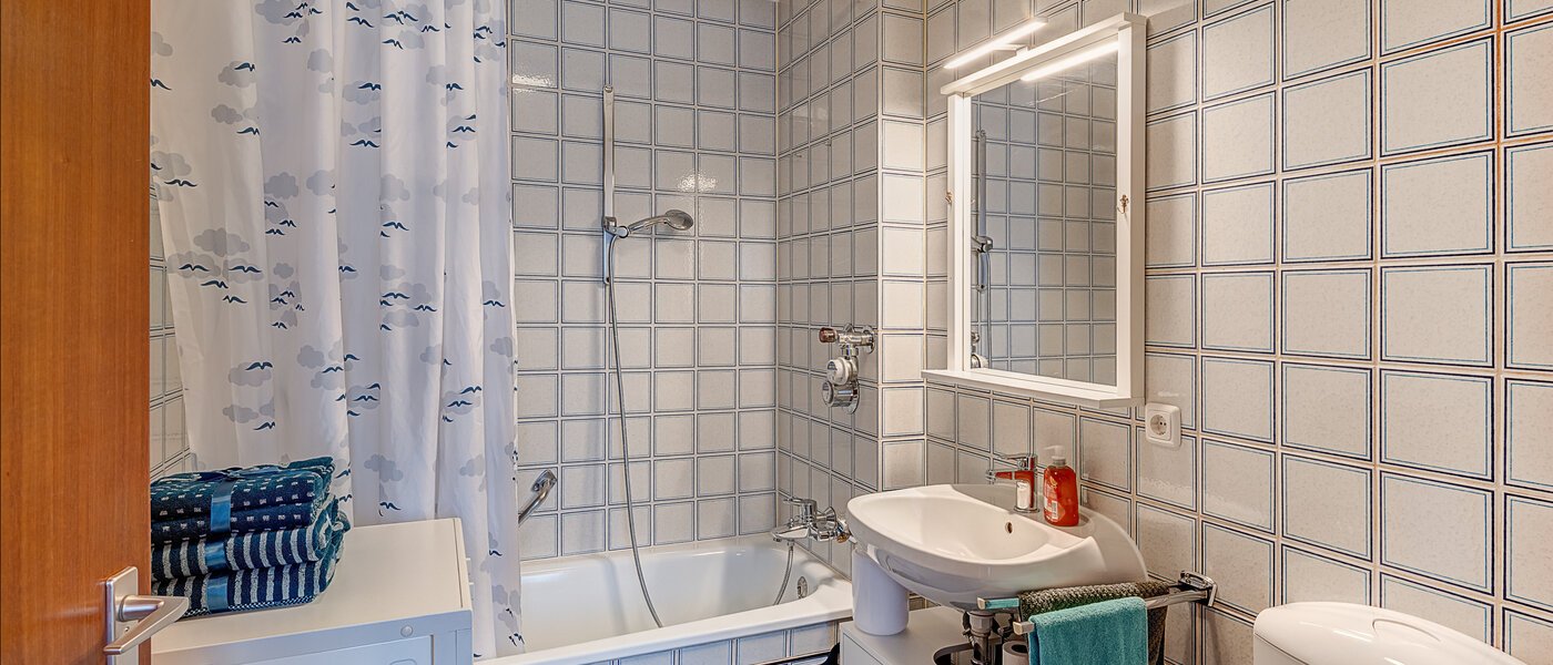 двухэтажная квартира München Trudering 01 ванная комната 14719