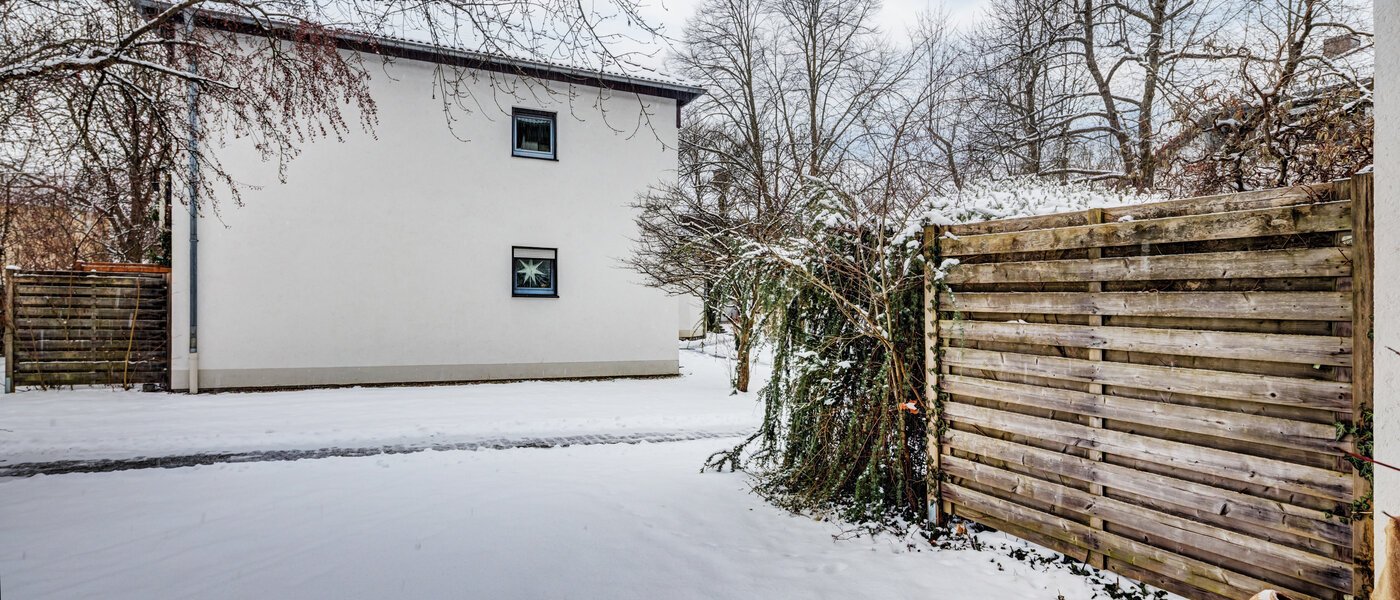 двухэтажная квартира München Trudering 02 сад 14719